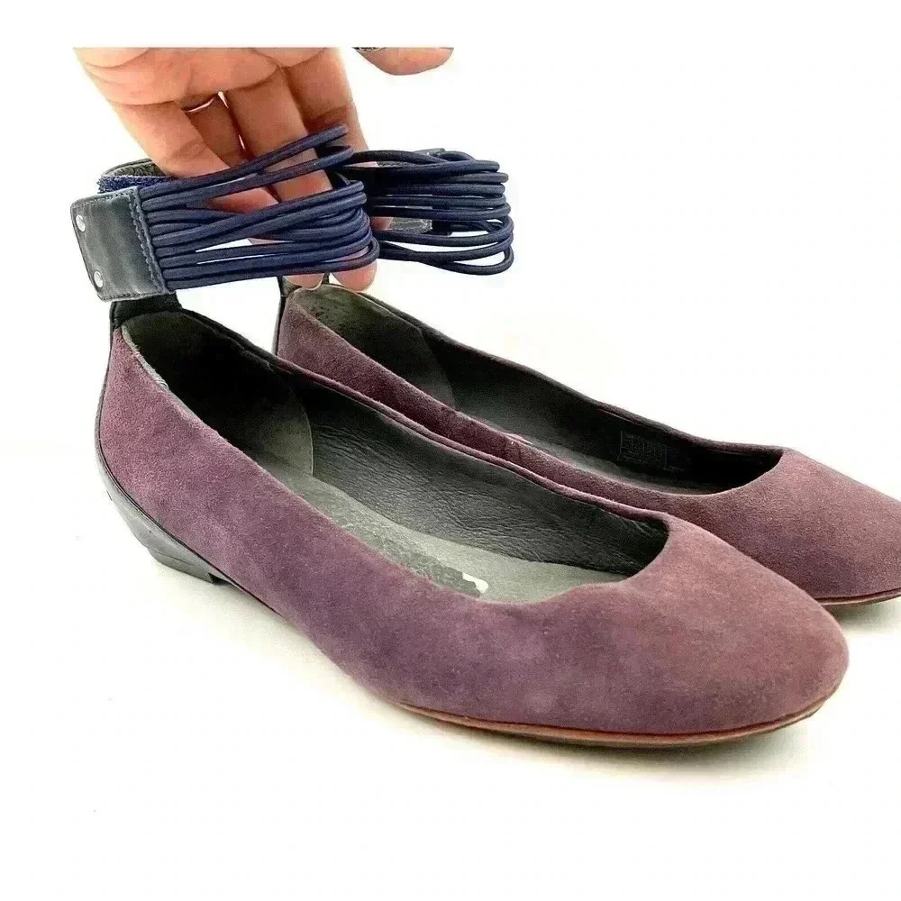 Tsubo Gylda Women's Ankle Strap‎ Wedges Purple Navy Suede Shoes Sz 7 Flats